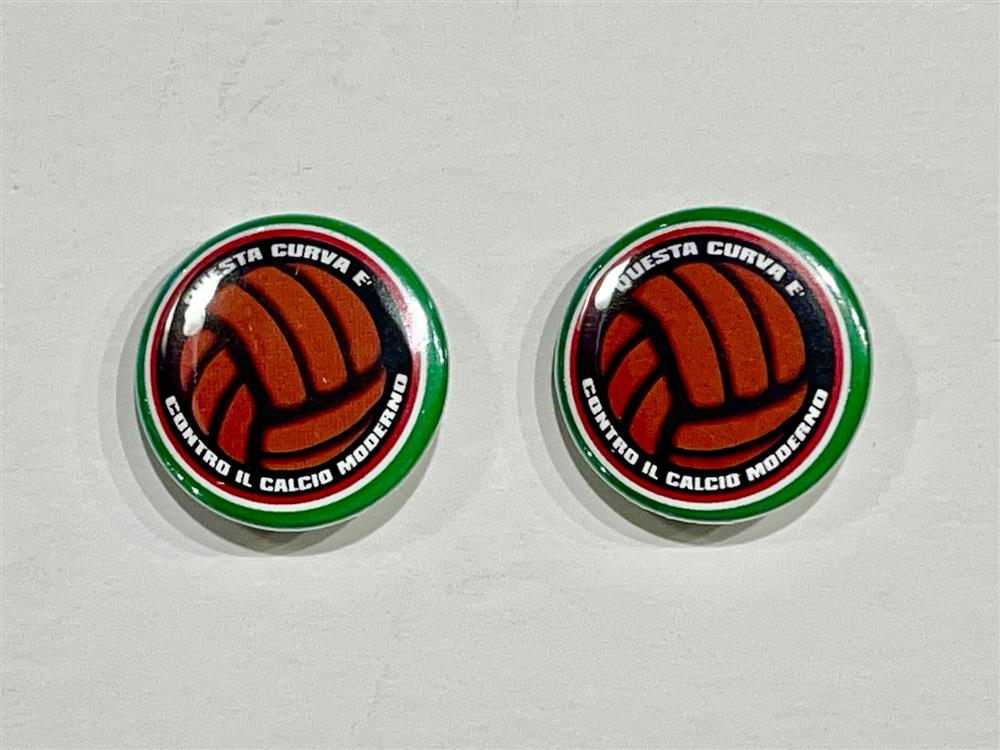 Spilletta_contro_il_calcio_moderno_25_cm Spilletta contro il calcio moderno 2,5 cm - immagine 1